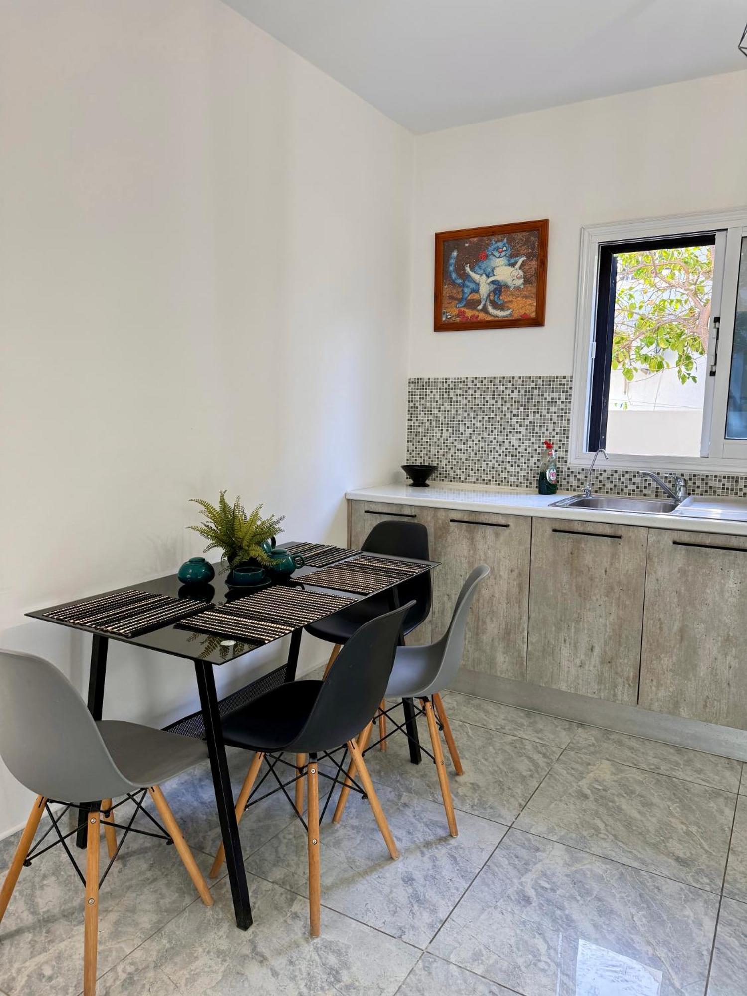 Dub House Apartment Paphos Exterior photo